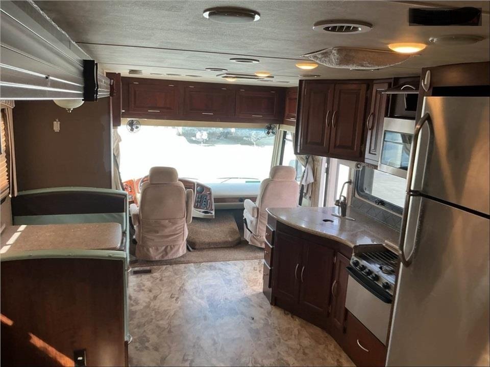 2016 Ford Motorhome Chassis - $35,000