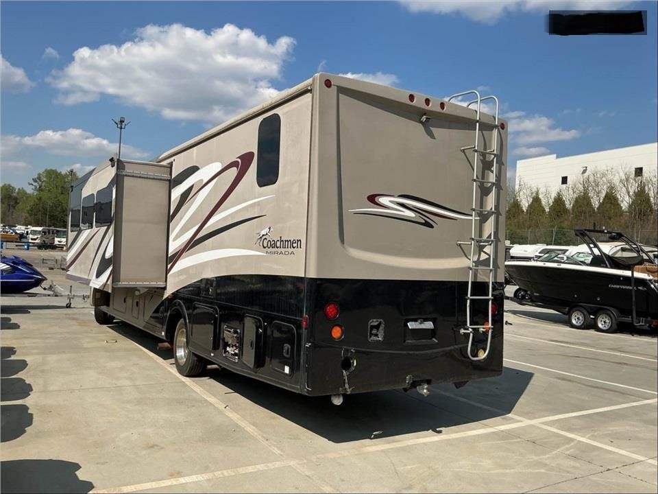 2016 Ford Motorhome Chassis - $35,000