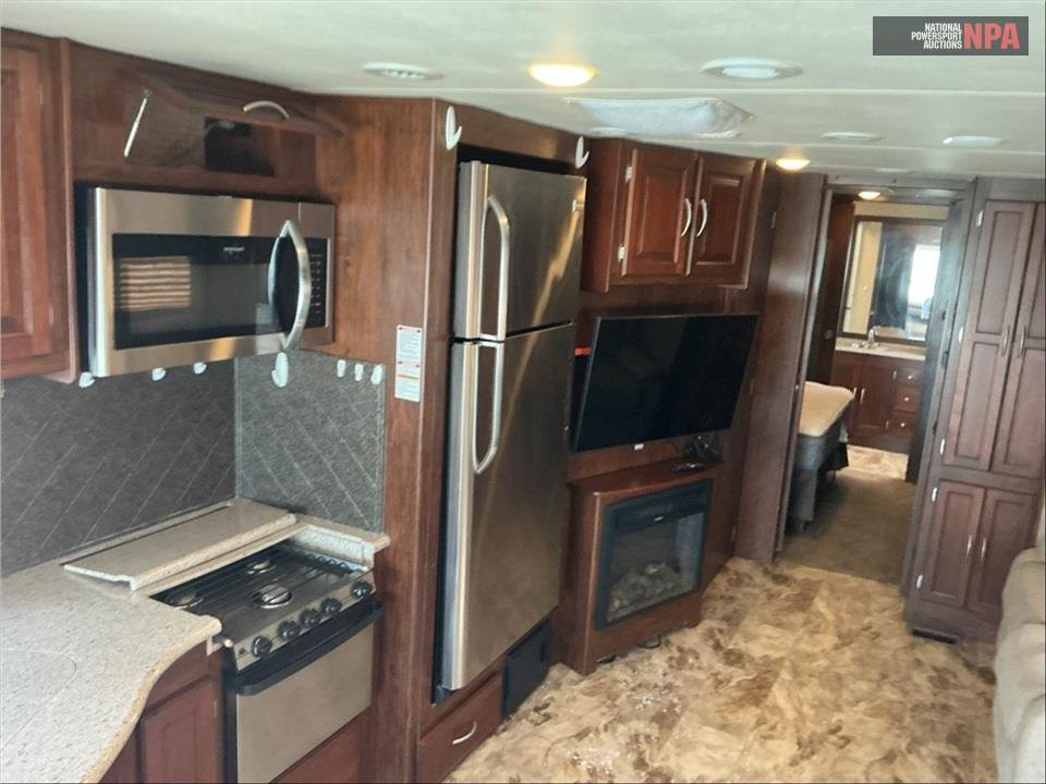 2016 Coachmen/Forrest RIV M-35 LS Mirada Serie - $25,000