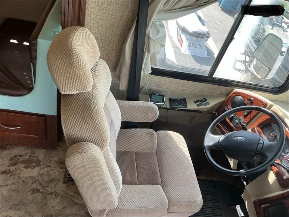 2016 Ford Motorhome Chassis - $35,000