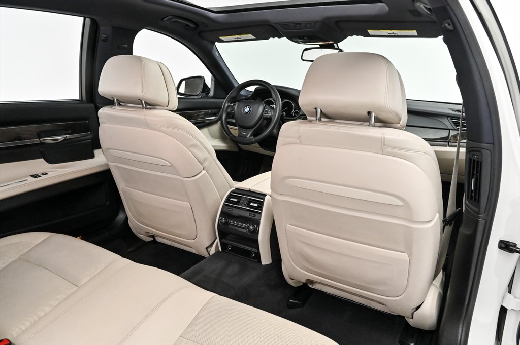 2013 BMW 7 Series - $22,500