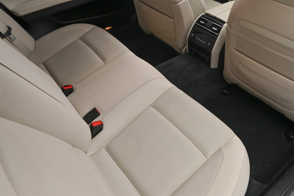 2013 BMW 7 Series - $22,500