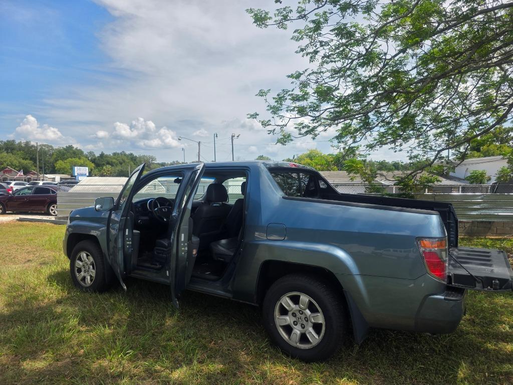 2007 Honda Ridgeline - $9,500