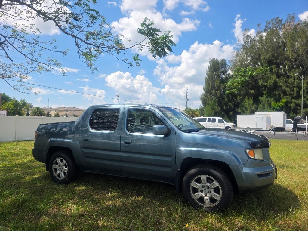 2007 Honda Ridgeline - $9,500