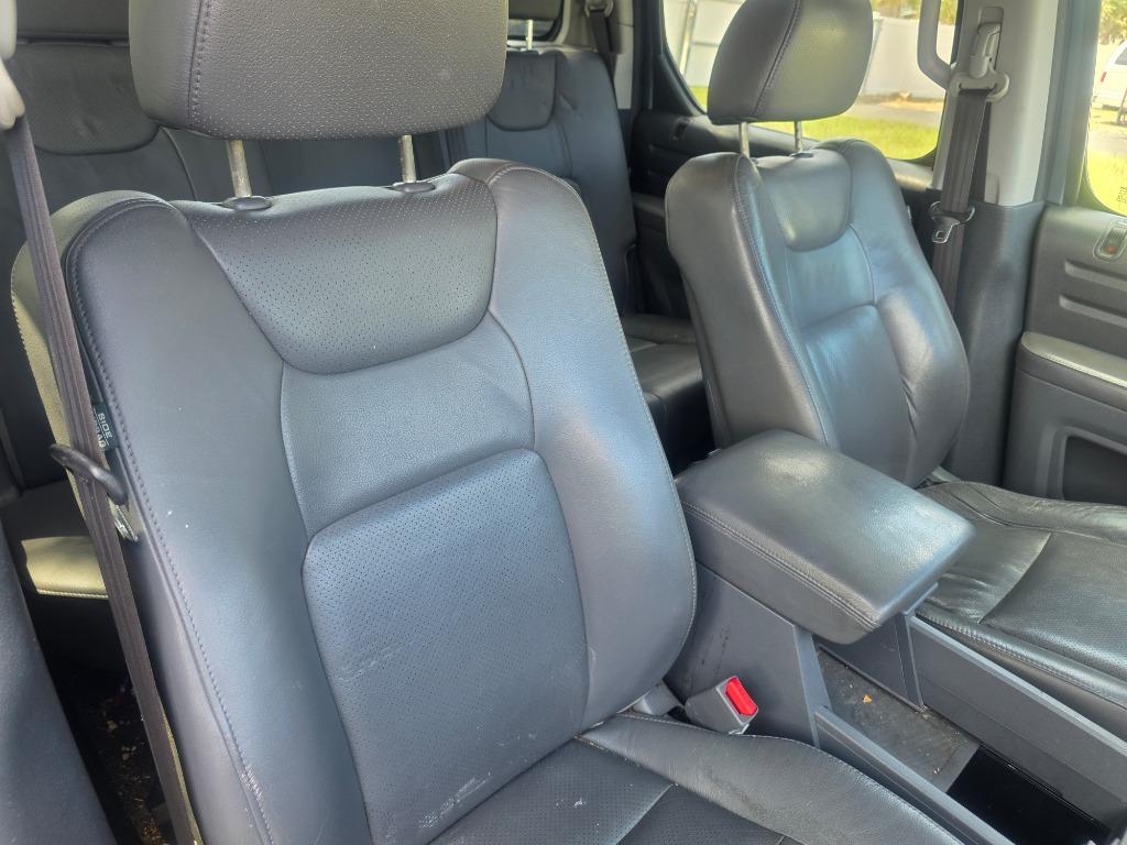 2007 Honda Ridgeline - $9,500