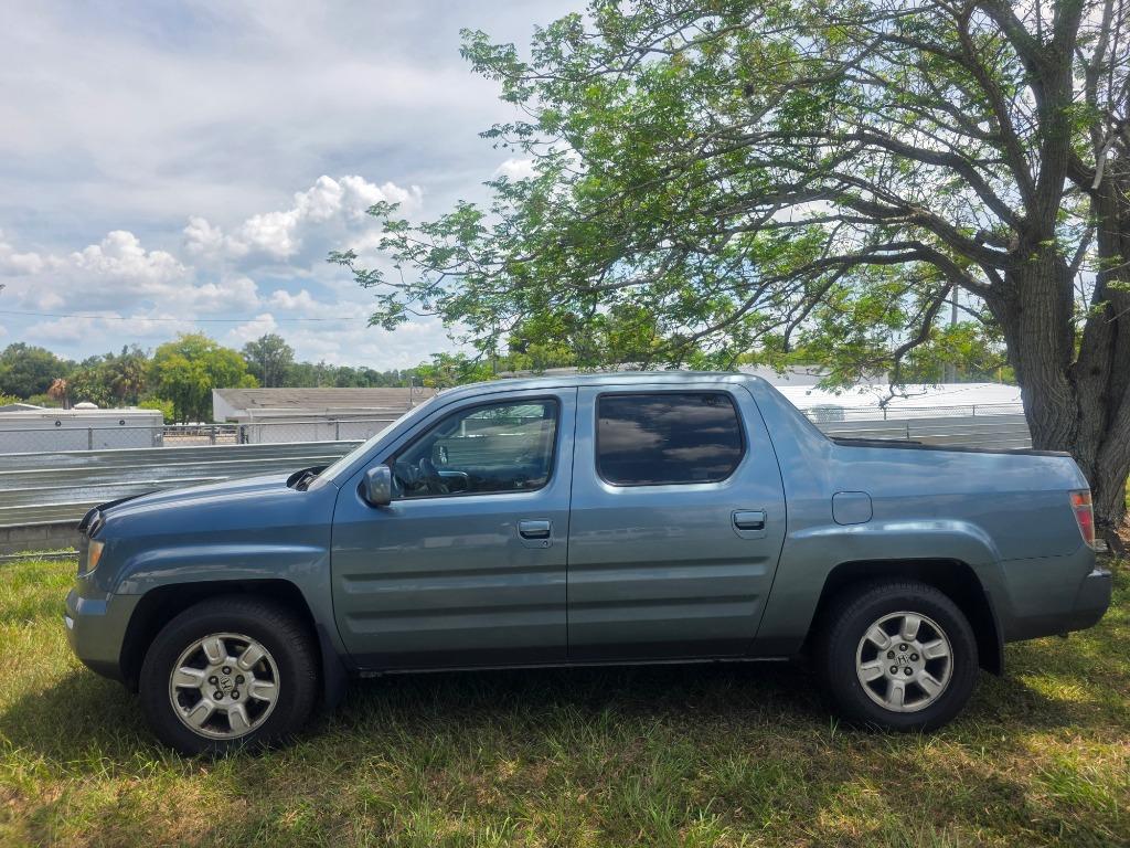 2007 Honda Ridgeline - $9,500