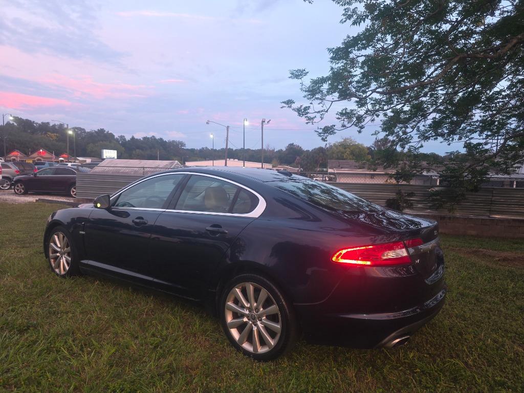 2011 Jaguar XF - $9,500