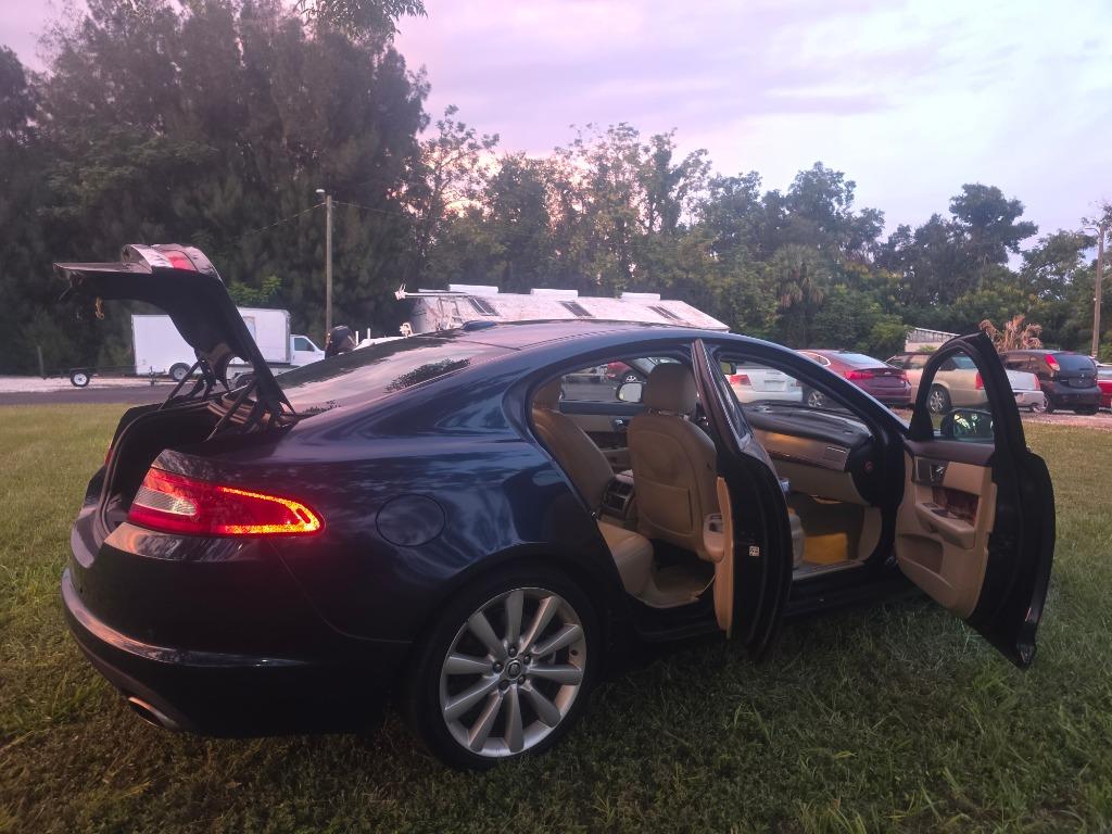 2011 Jaguar XF - $9,500