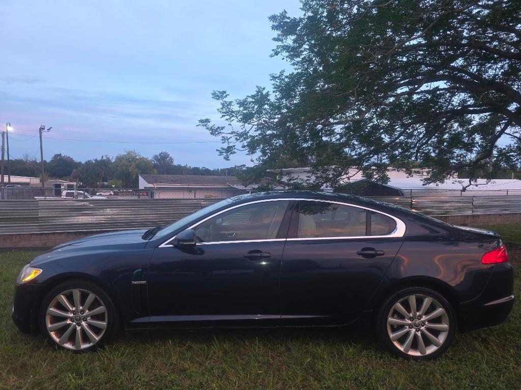 2011 Jaguar XF - $9,500