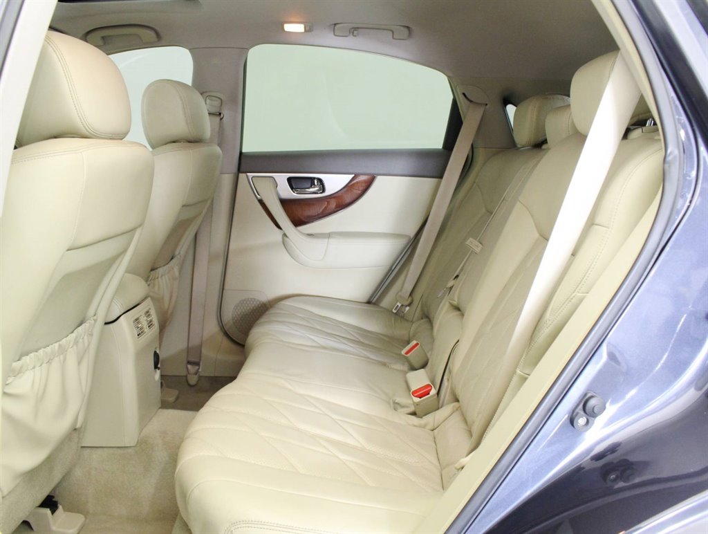 2011 Infiniti FX35 photo