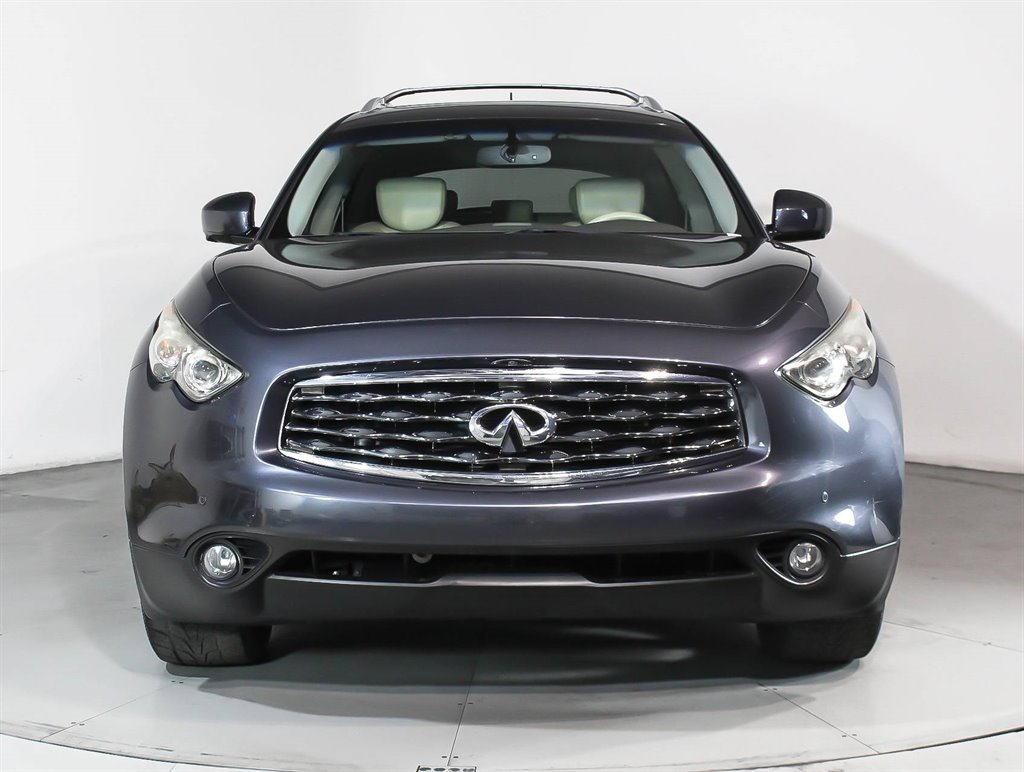 2011 Infiniti FX35 photo