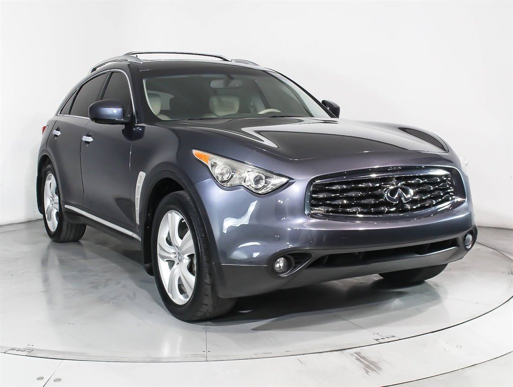 2011 Infiniti FX35 photo
