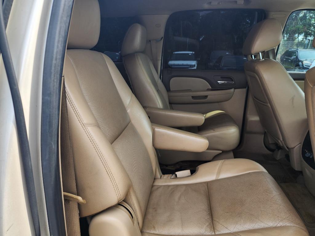 2011 Chevrolet Suburban LTZ 1500 photo