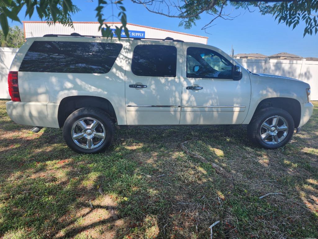 2011 Chevrolet Suburban LTZ 1500 photo