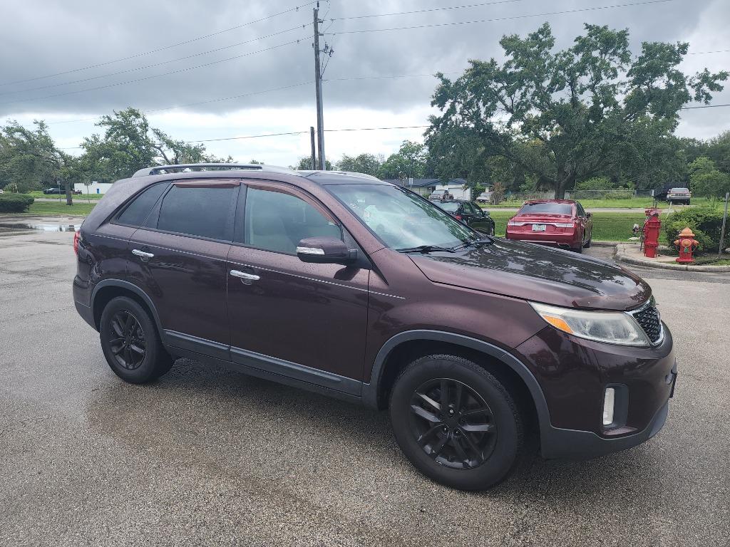 2015 Kia Sorento - $7,500