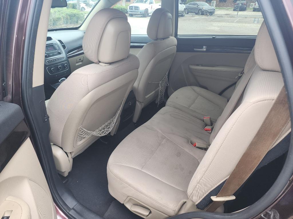 2015 Kia Sorento - $7,500