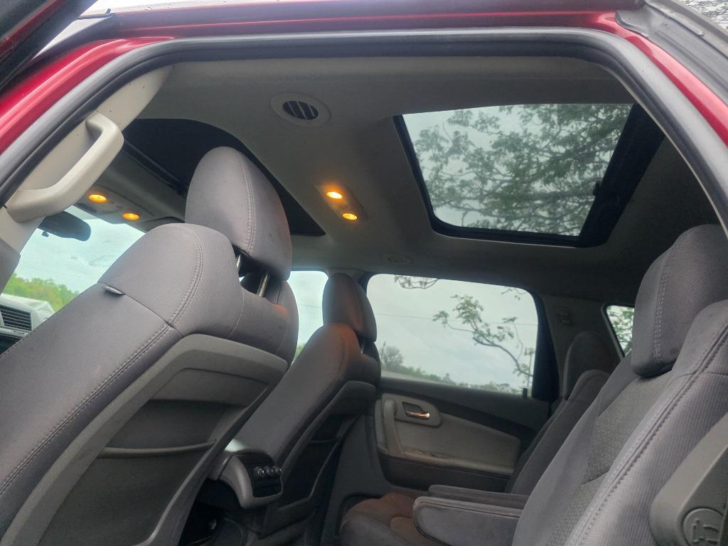 2010 Chevrolet Traverse - $6,500