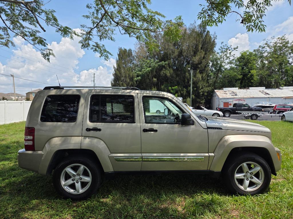 2011 Jeep Liberty - $8,500