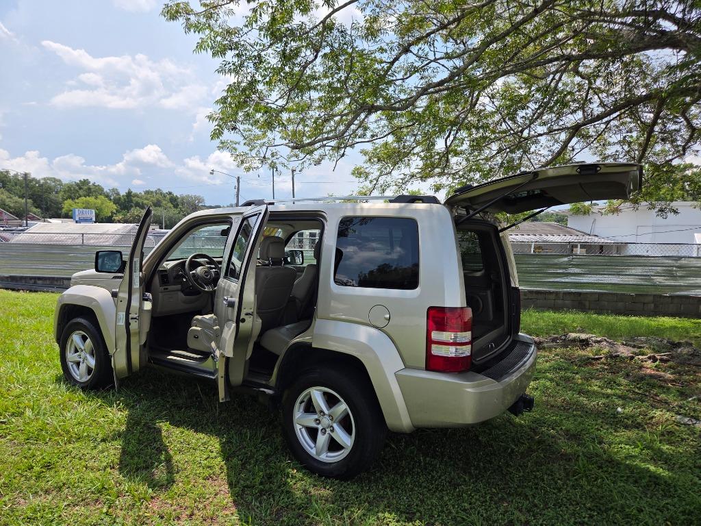 2011 Jeep Liberty - $8,500