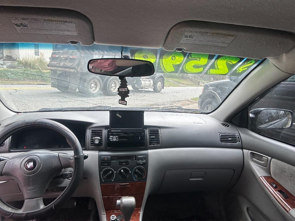 2008 Toyota Corolla S photo