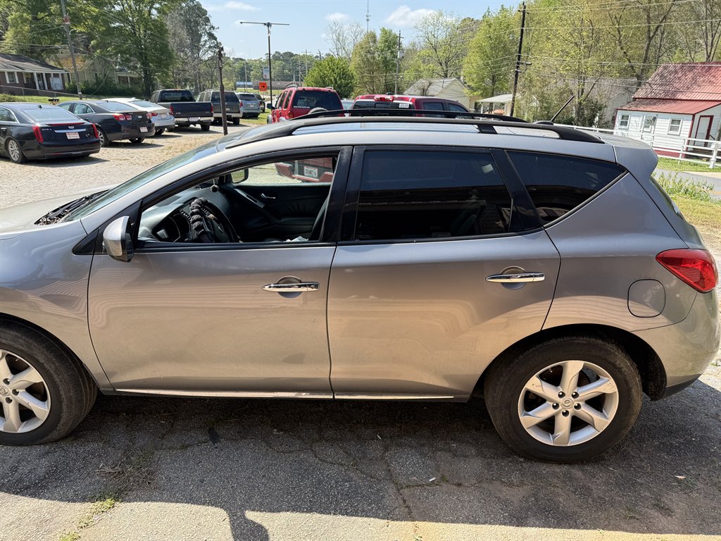 2009 Nissan Murano - $3,500