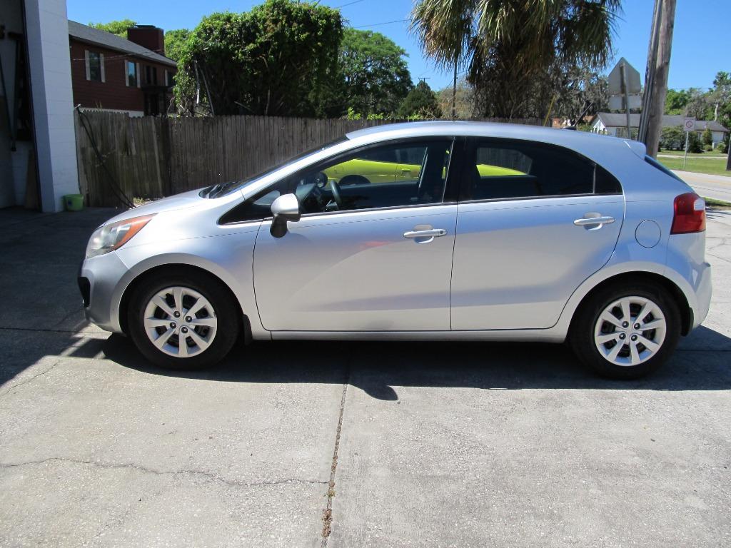2012 Kia Rio - $5,995