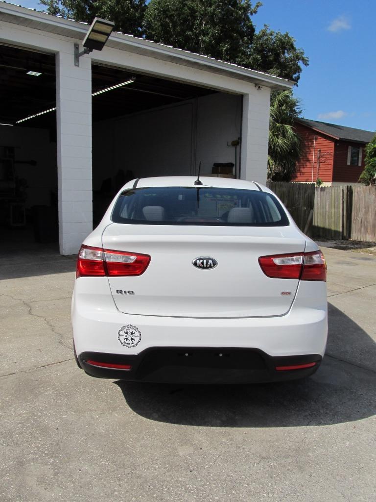 2015 Kia Rio LX photo