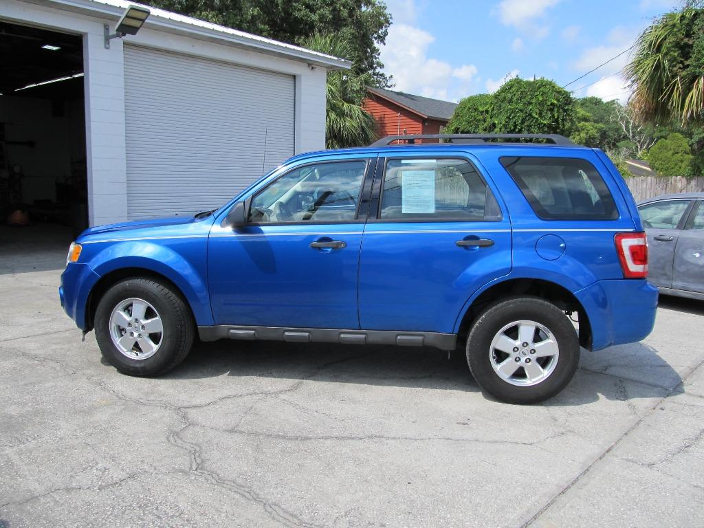 2011 Ford Escape XLS photo