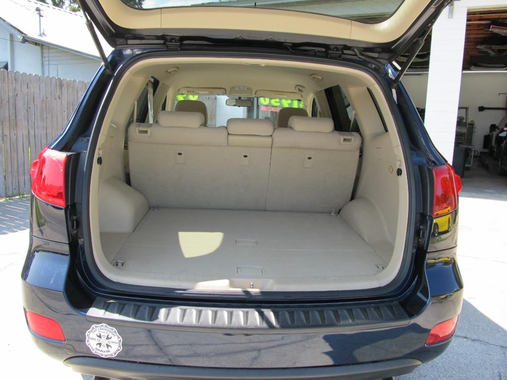 2009 Hyundai Santa Fe GLS photo