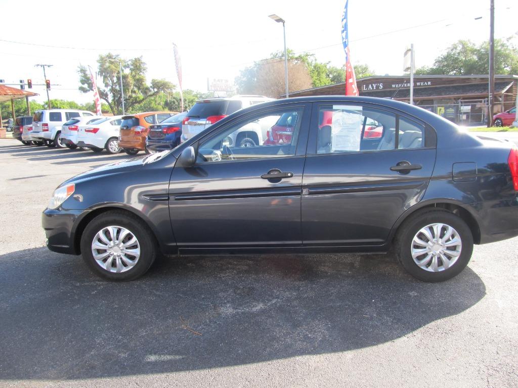 2009 Hyundai Accent - $5,295