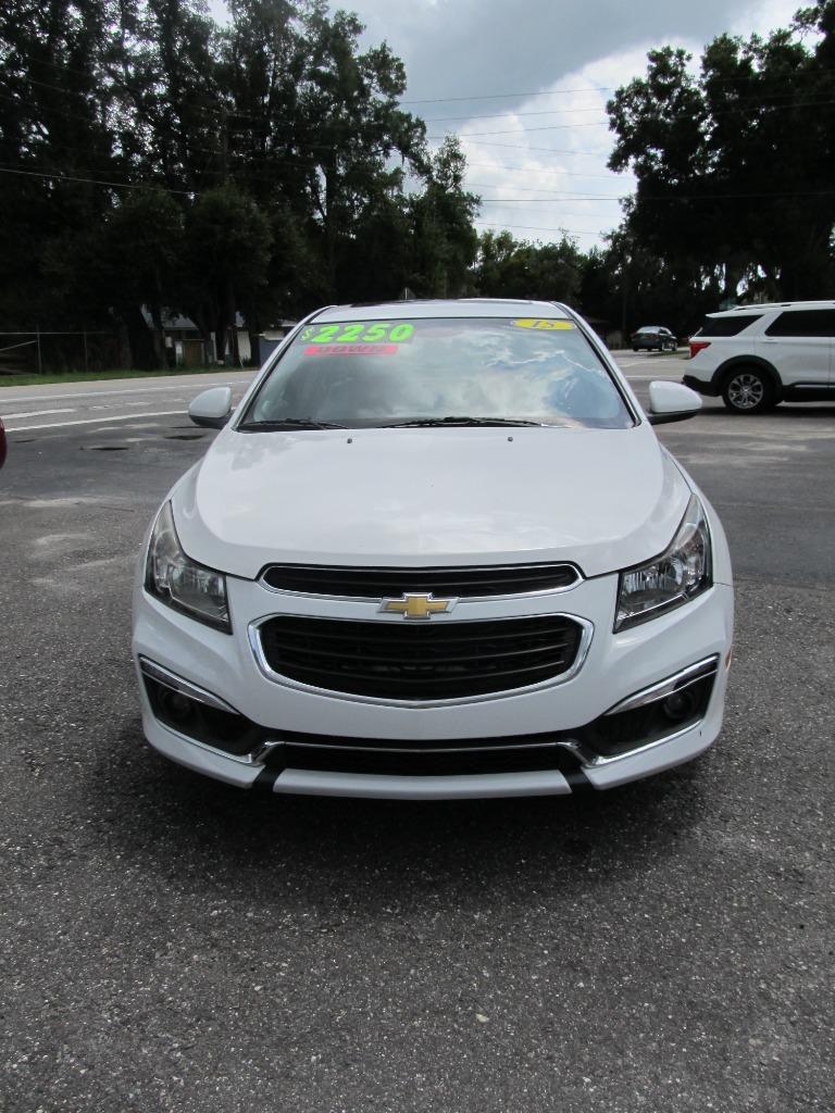 2015 Chevrolet Cruze - $8,995