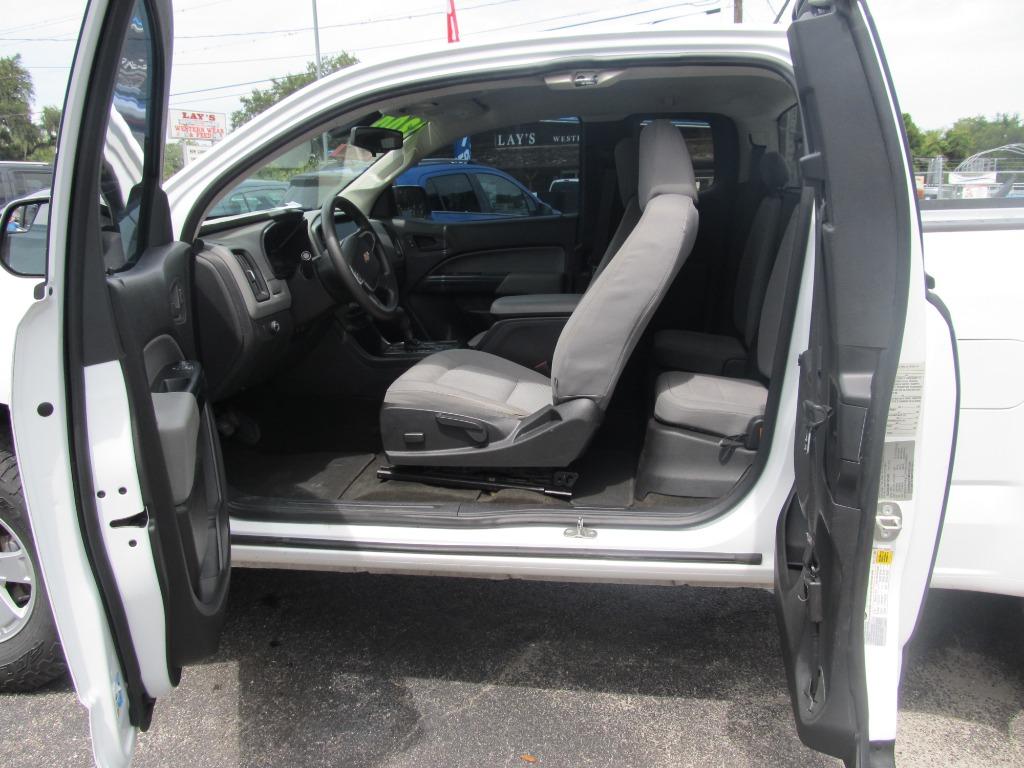 2015 Chevrolet Colorado - $9,995