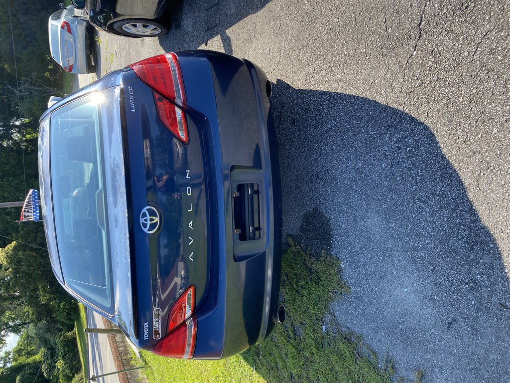 2006 Toyota Avalon - $5,495