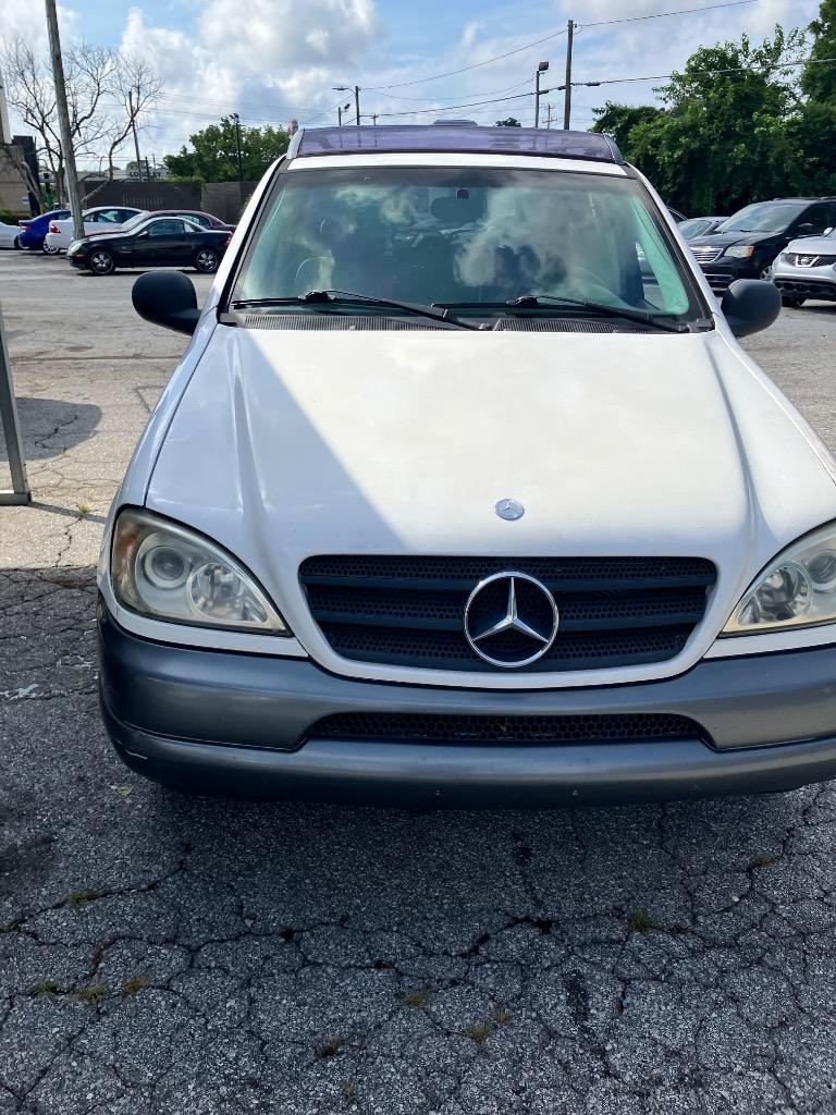 1999 Mercedes-Benz M-Class ML 320