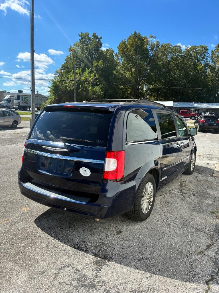 2016 Chrysler Town And Country