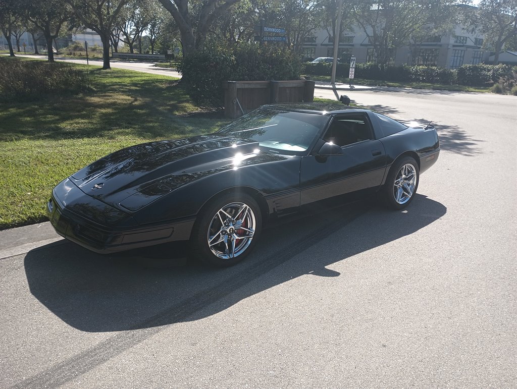 1990 Chevrolet Corvette Base