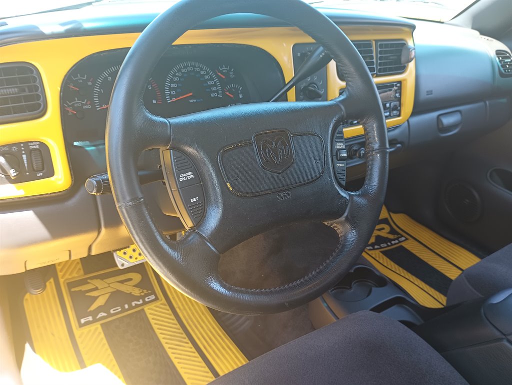 1999 Dodge Dakota R/T Sport photo