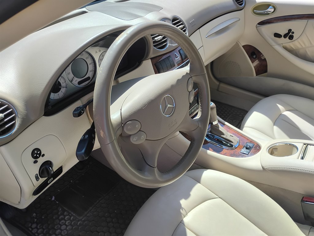 2006 Mercedes-Benz CLK-Class