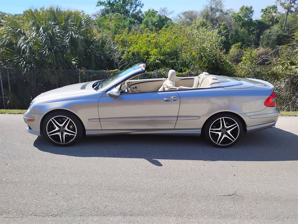 2006 Mercedes-Benz CLK-Class