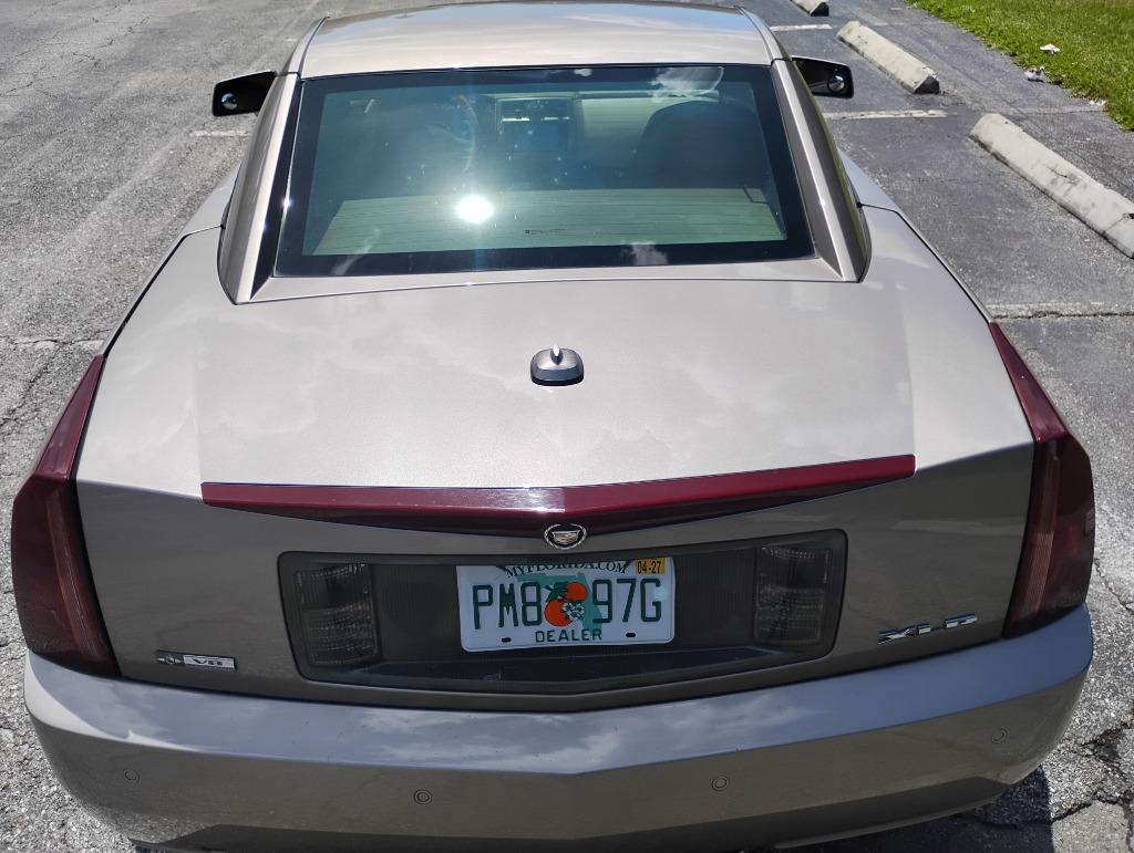 2005 Cadillac XLR