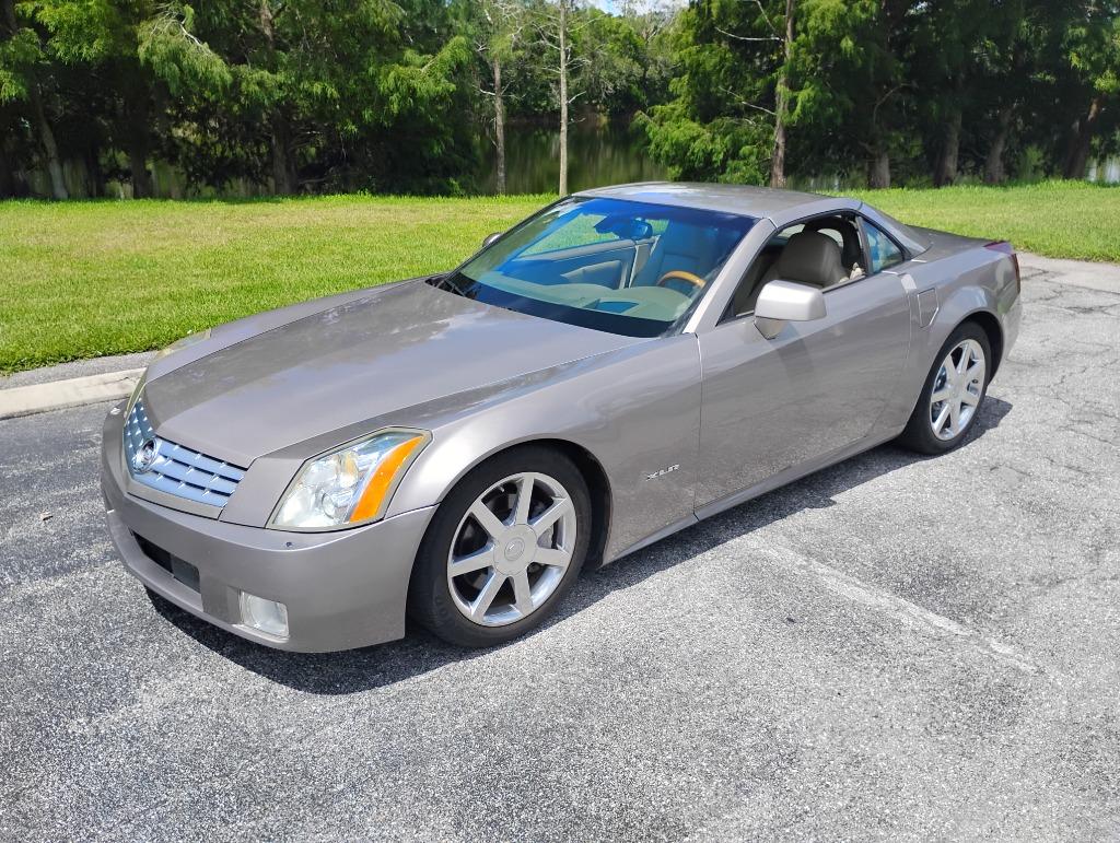 2005 Cadillac XLR