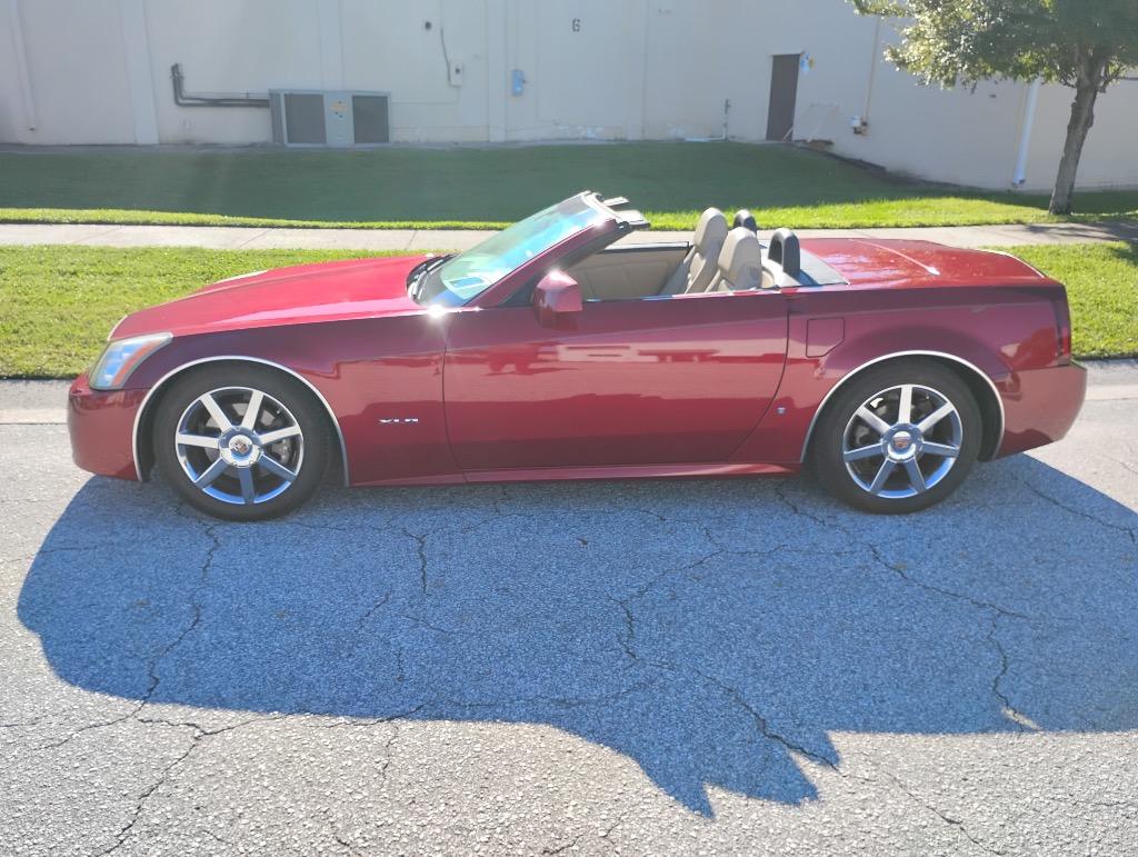 2008 Cadillac XLR