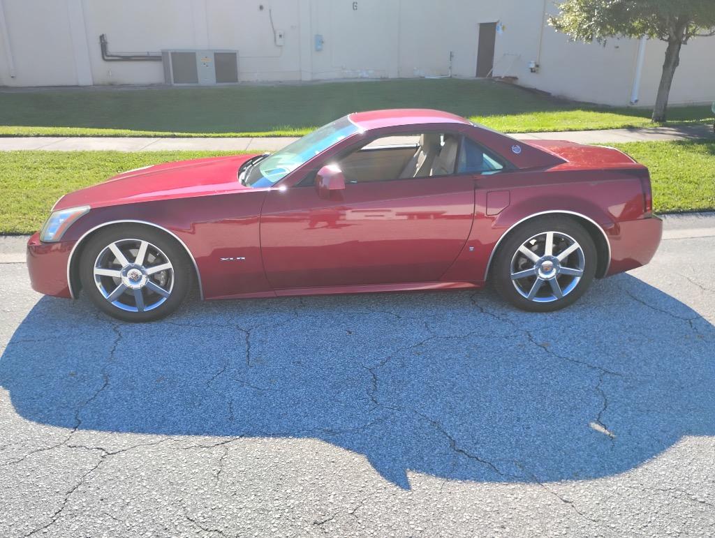 2008 Cadillac XLR
