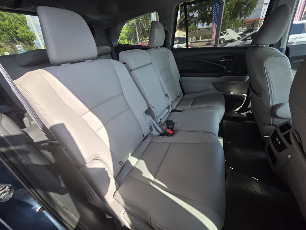 2021 Honda Pilot SE photo
