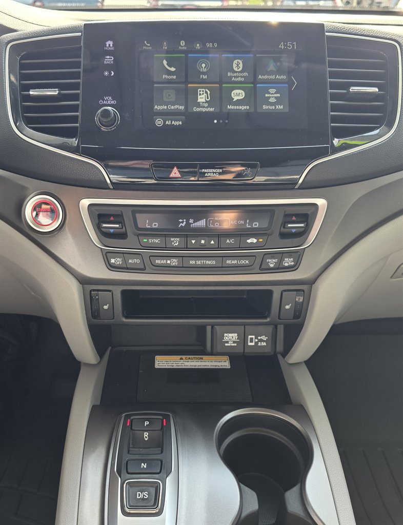 2021 Honda Pilot SE photo