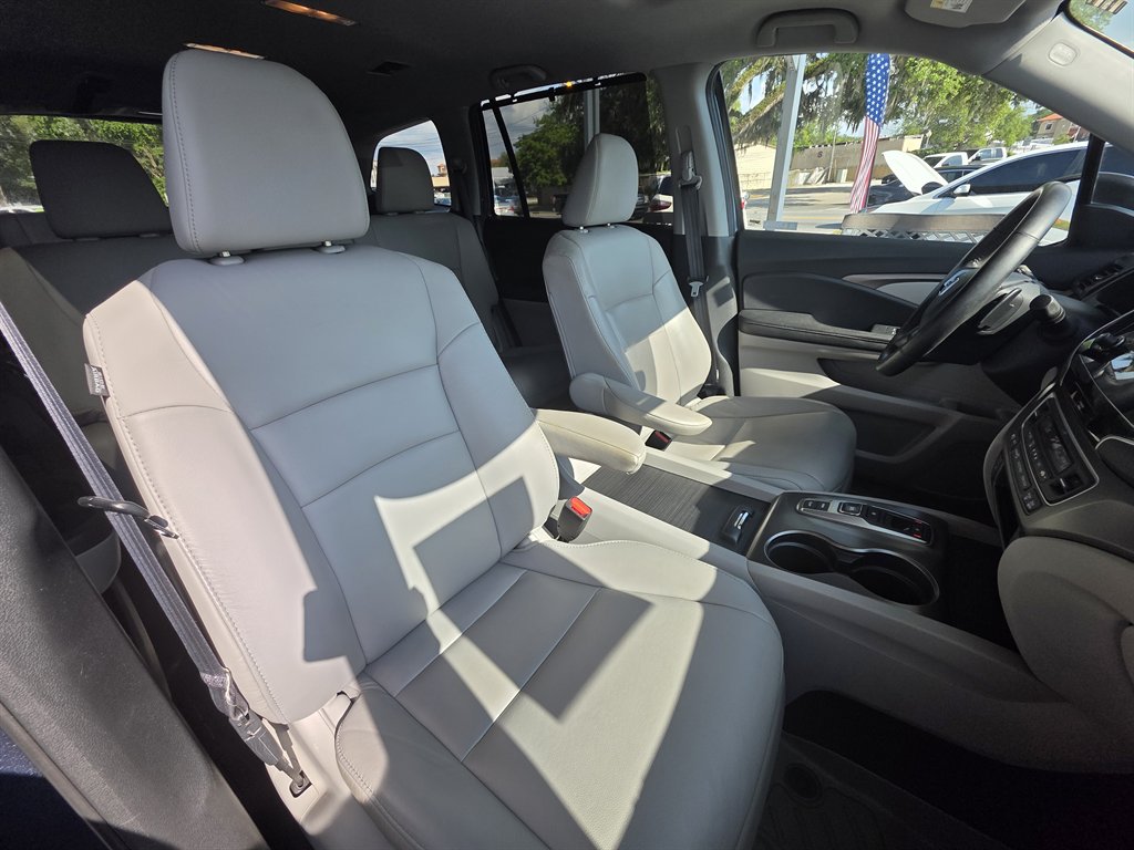 2021 Honda Pilot SE photo