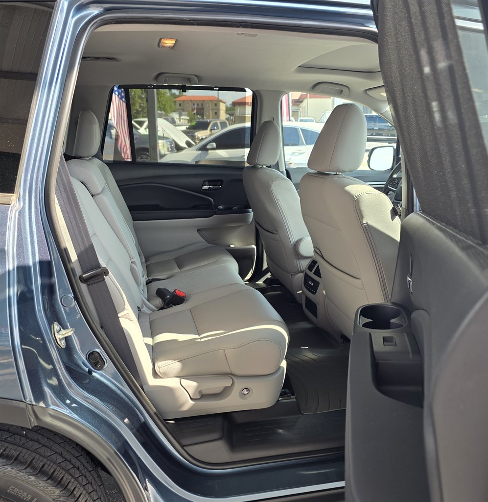 2021 Honda Pilot SE photo
