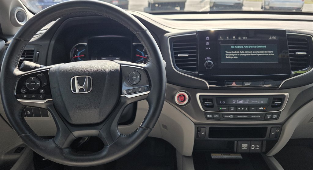 2021 Honda Pilot SE photo