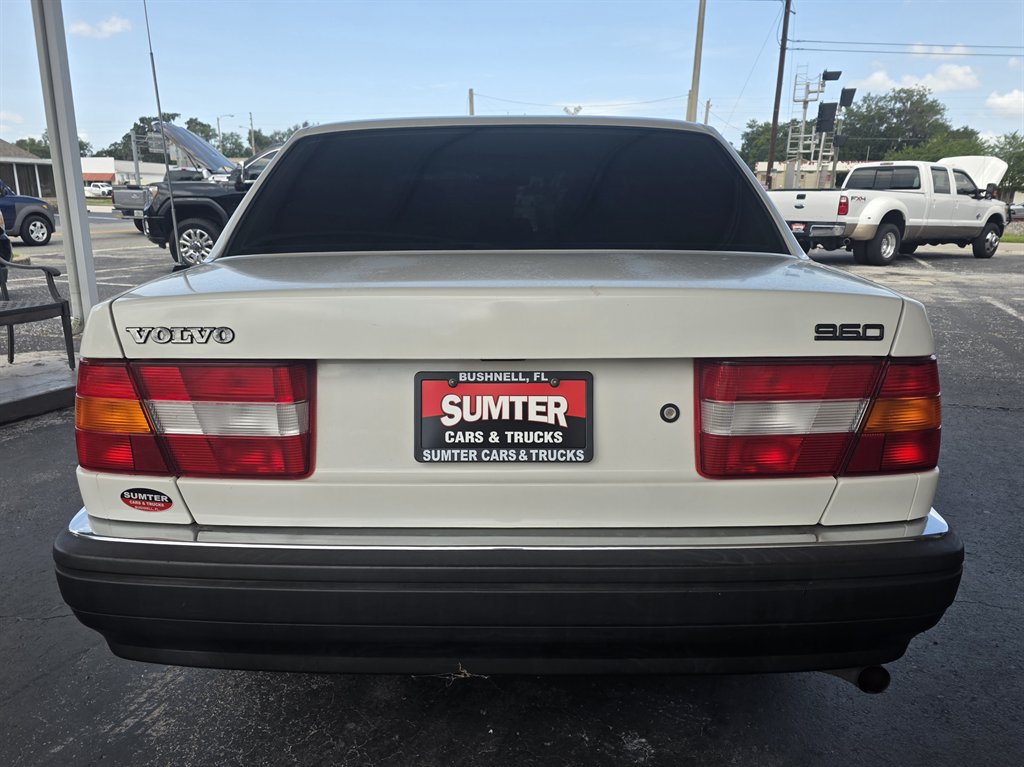 1993 Volvo 960 - $5,143