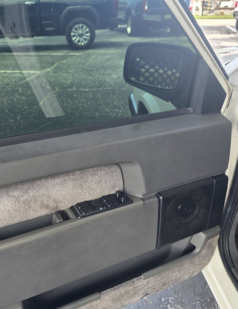 1993 Volvo 960 - $5,143
